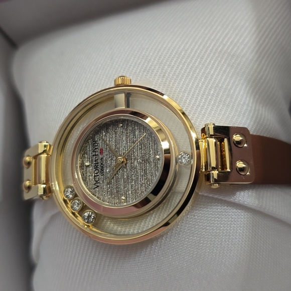 VICTORIA HYDE LONDON Ladies SPARKLE STAR Quartz  Watch NEW WITH TAGS AND BOX - Picture 4 of 13